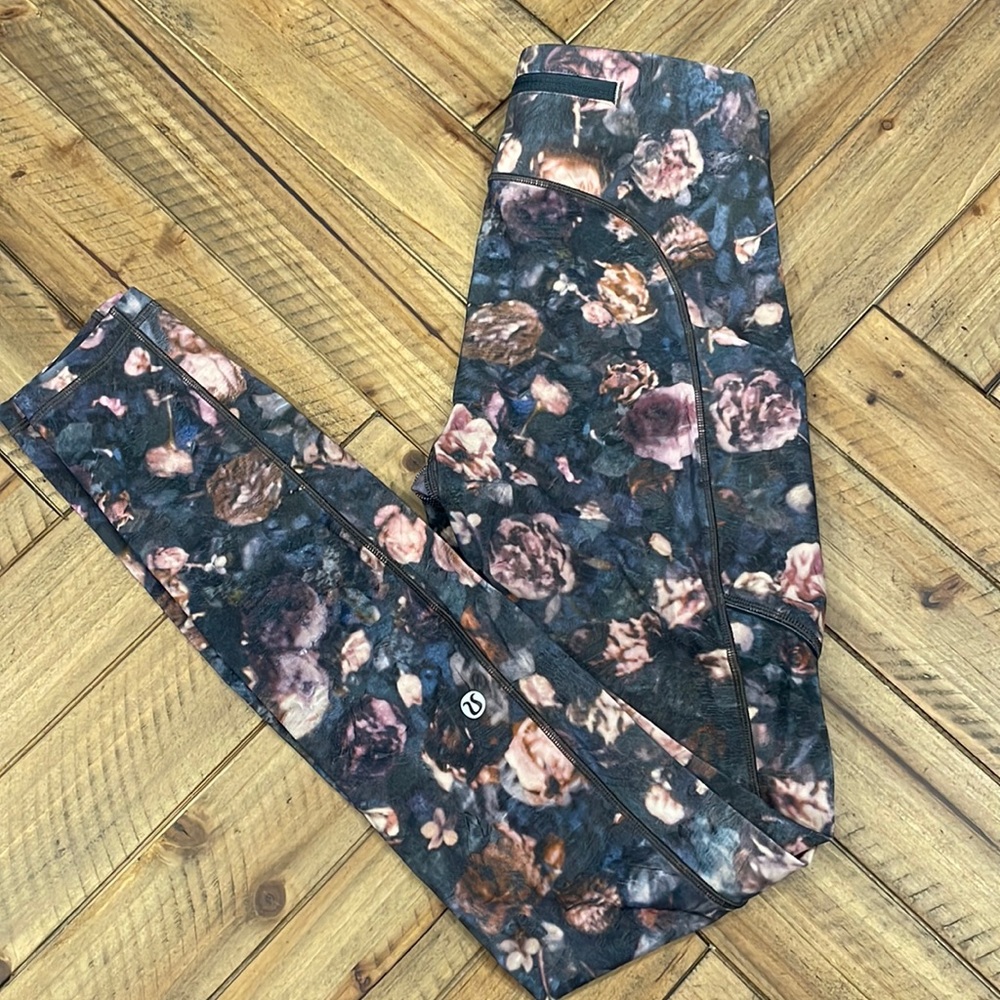 Lululemon Floral Workout Leggings Pants